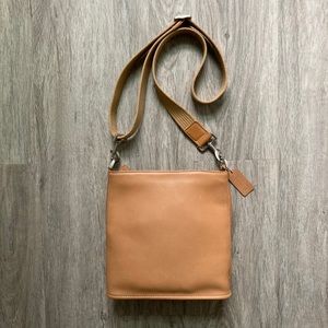 Vintage Coach Legacy 1941 Messenger Tan Crossbody Glovetanned Leather Bag NEW